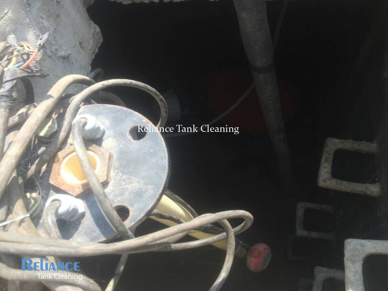 storage tank cleaning bangalore