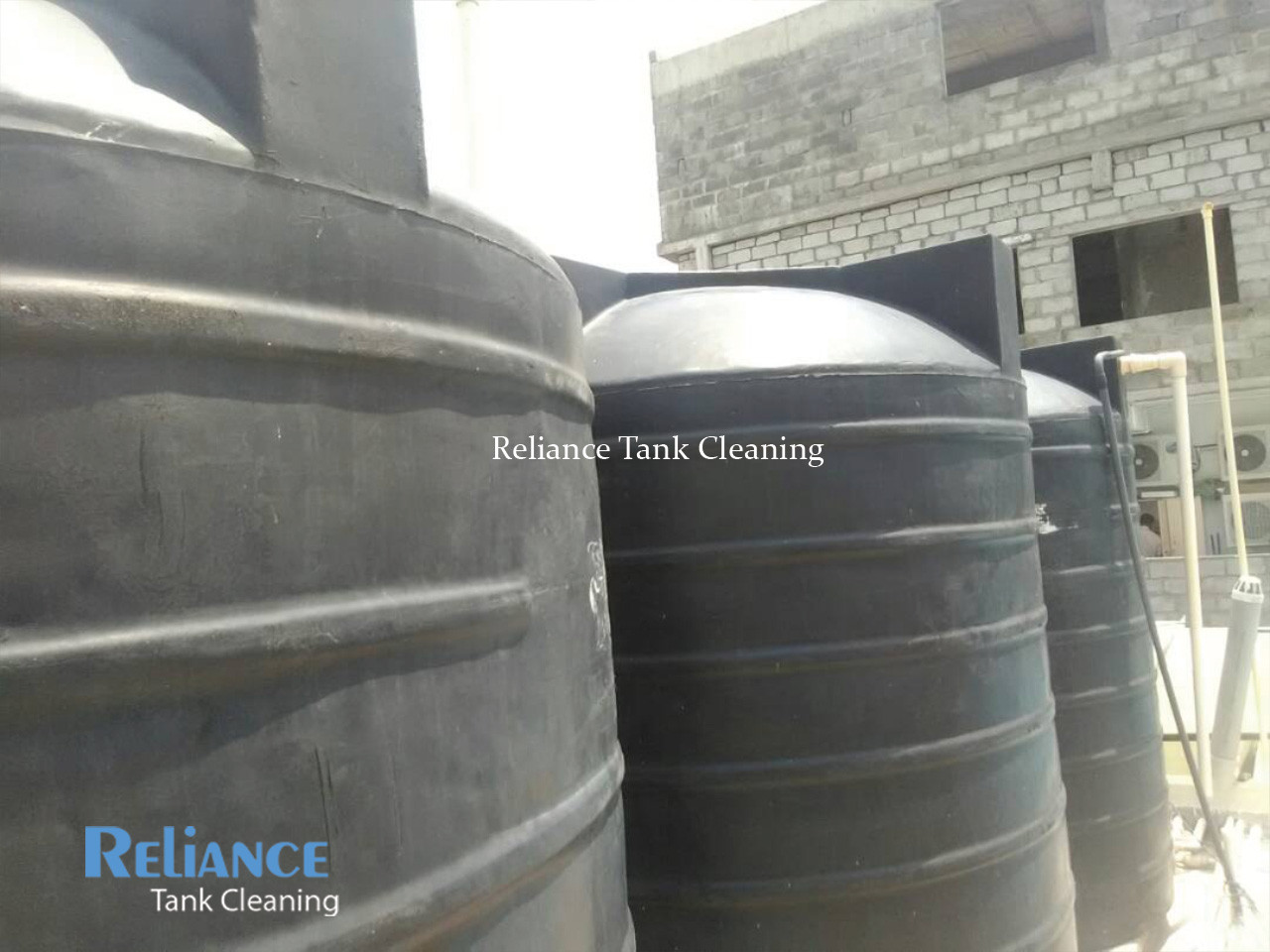 overhead sintex tank cleaning