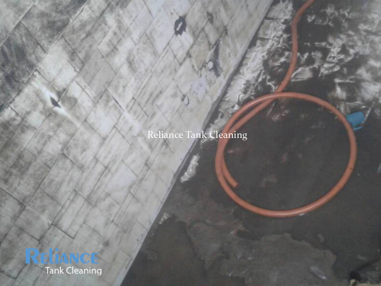 tiles sump tank cleaning